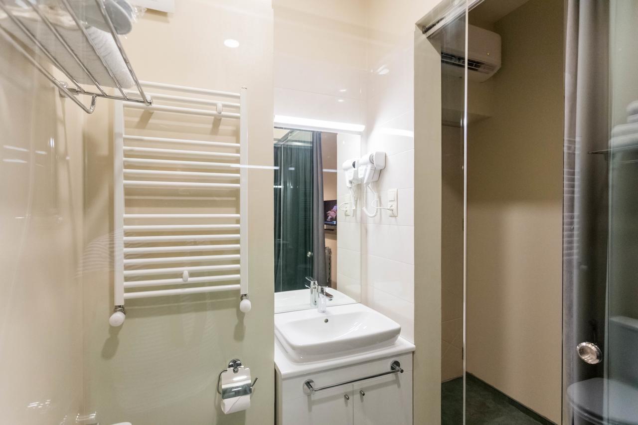 Luxury 3 Bedroom Apartment By Freedom Square City Center Tbilisi Buitenkant foto